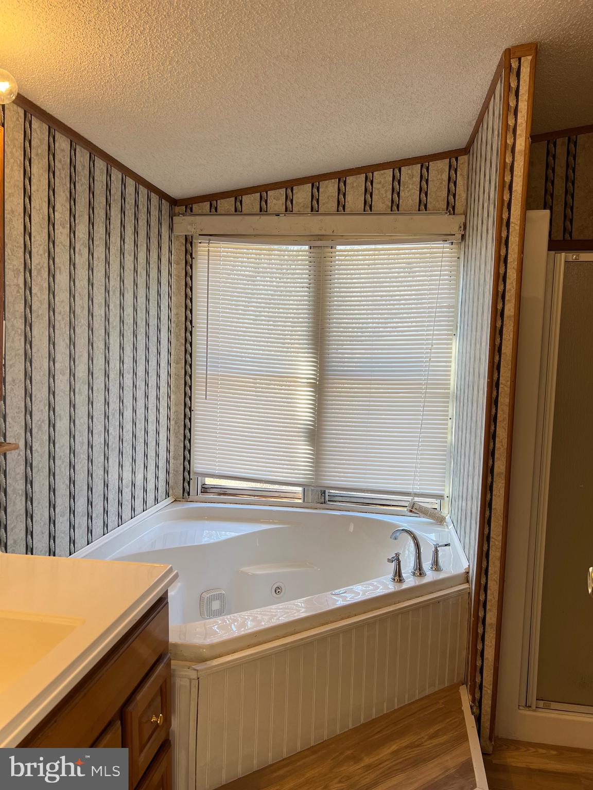 CEDARHURST ACRES - Residential