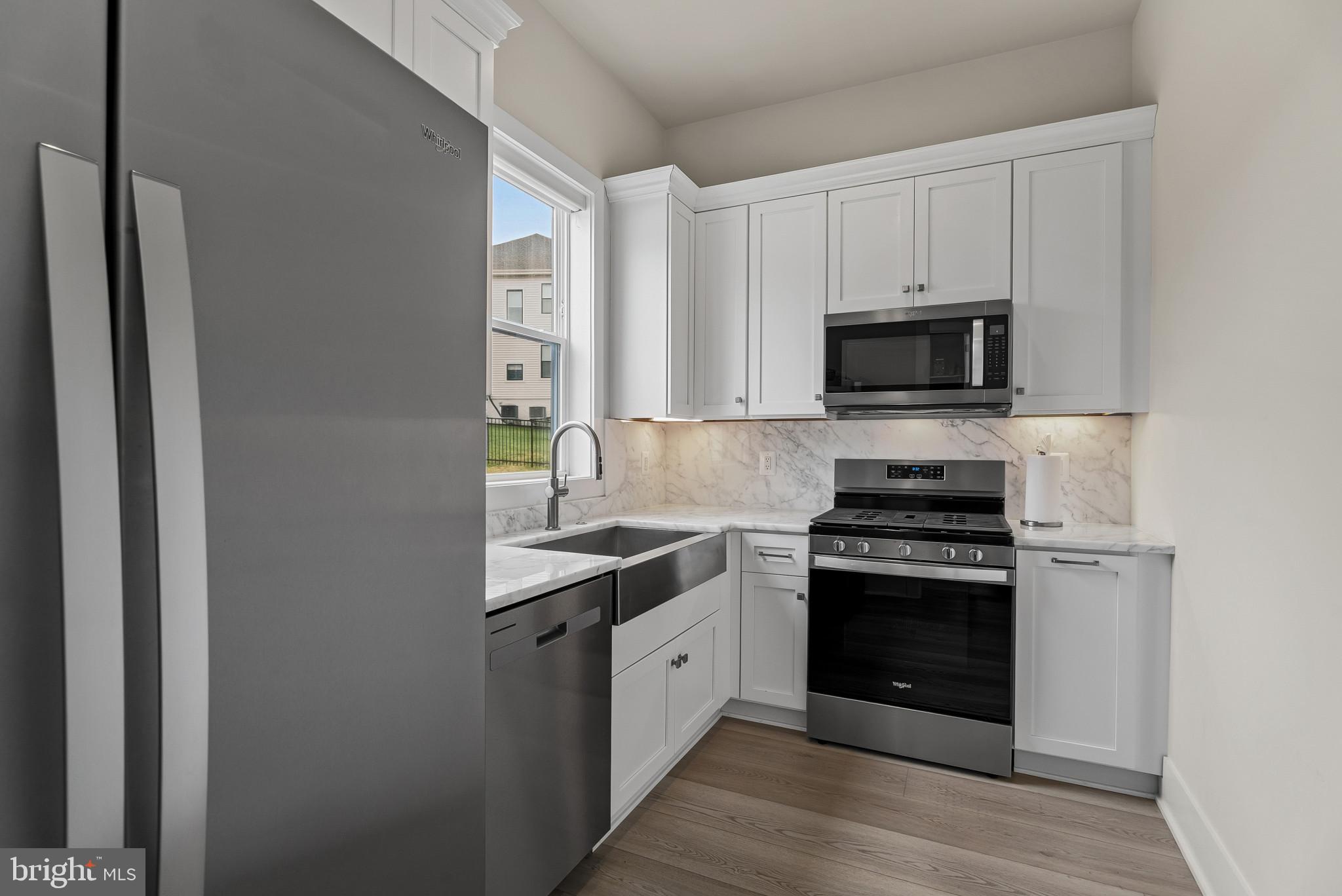 NORTH POTOMAC - Residential