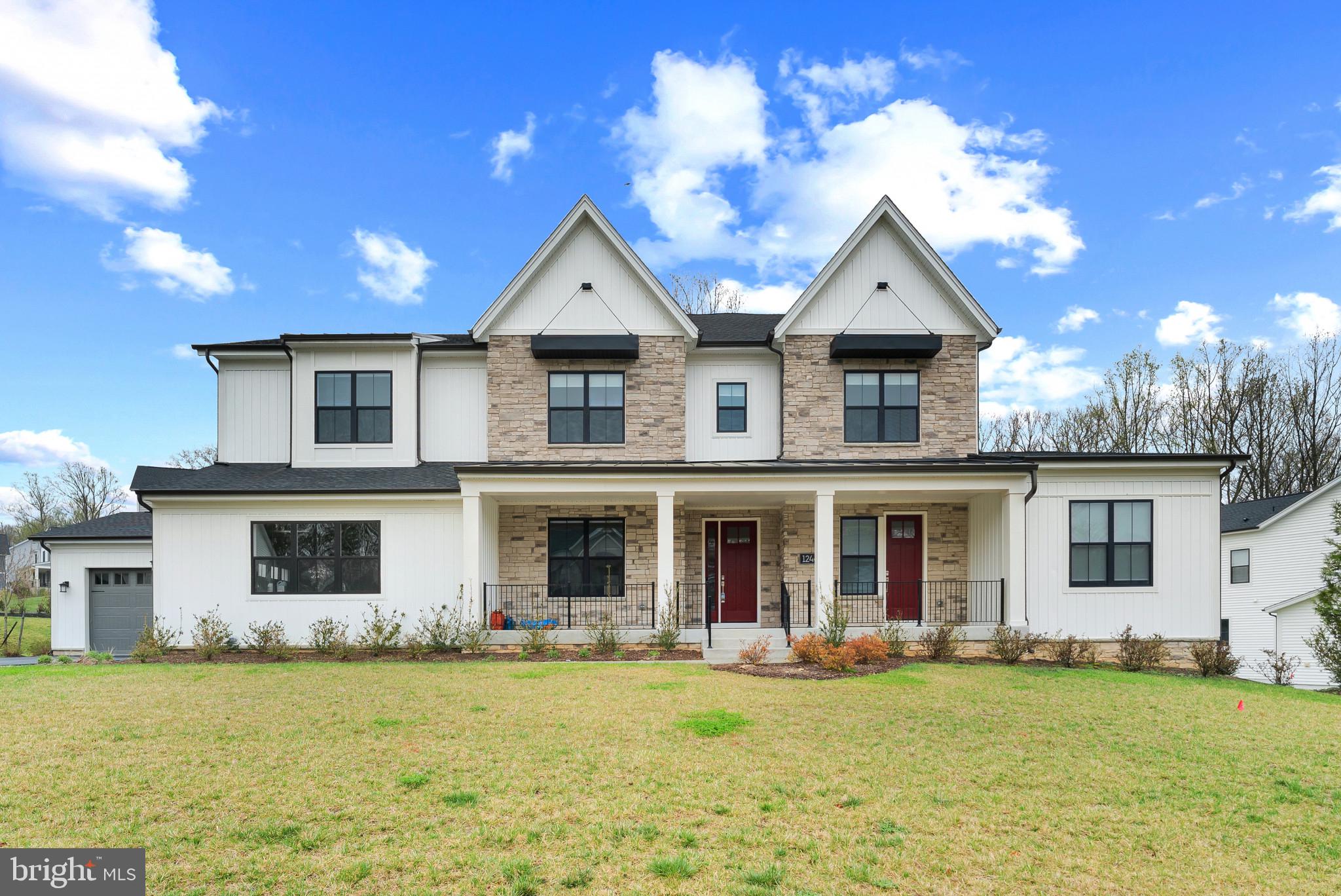 NORTH POTOMAC - Residential