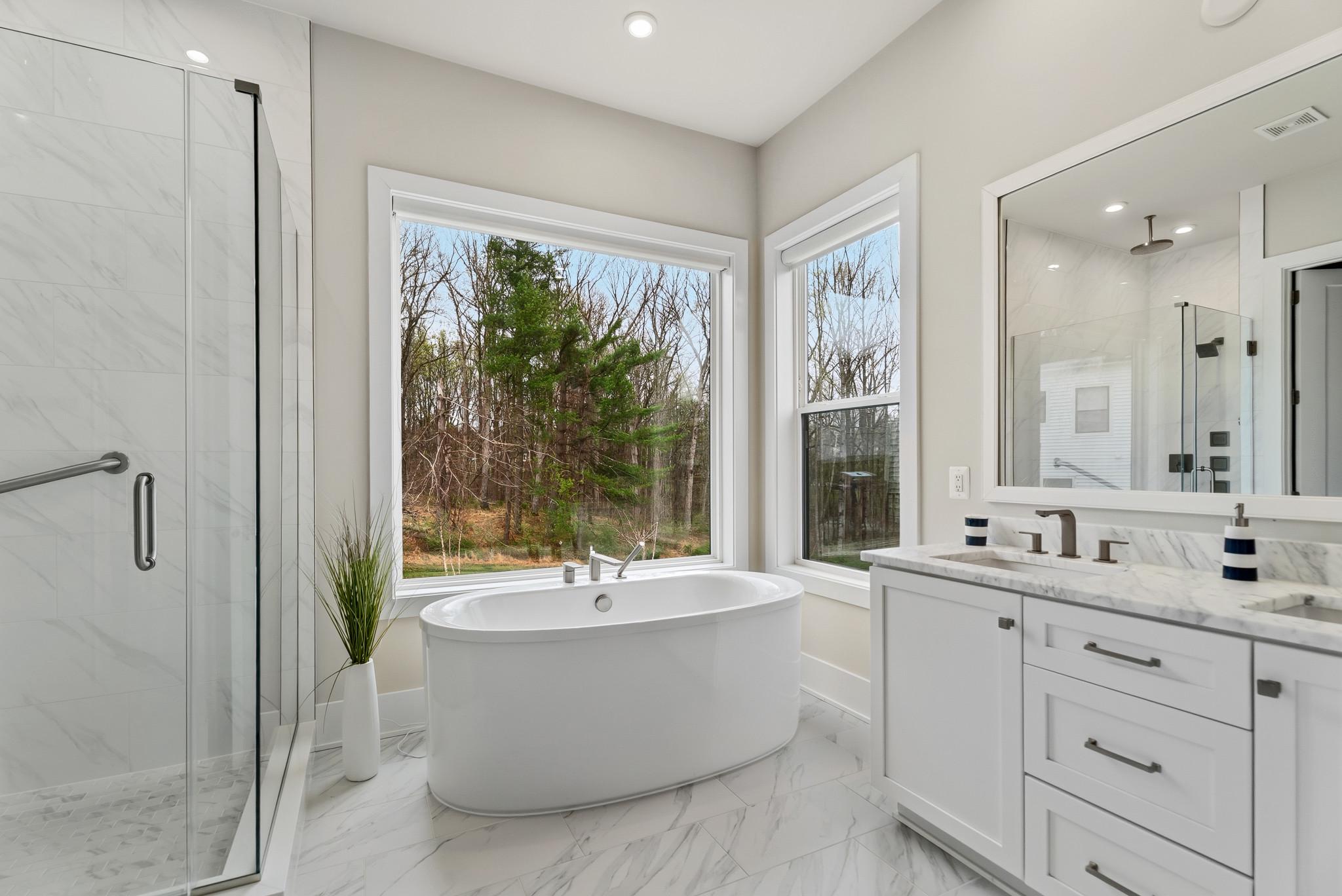 NORTH POTOMAC - Residential