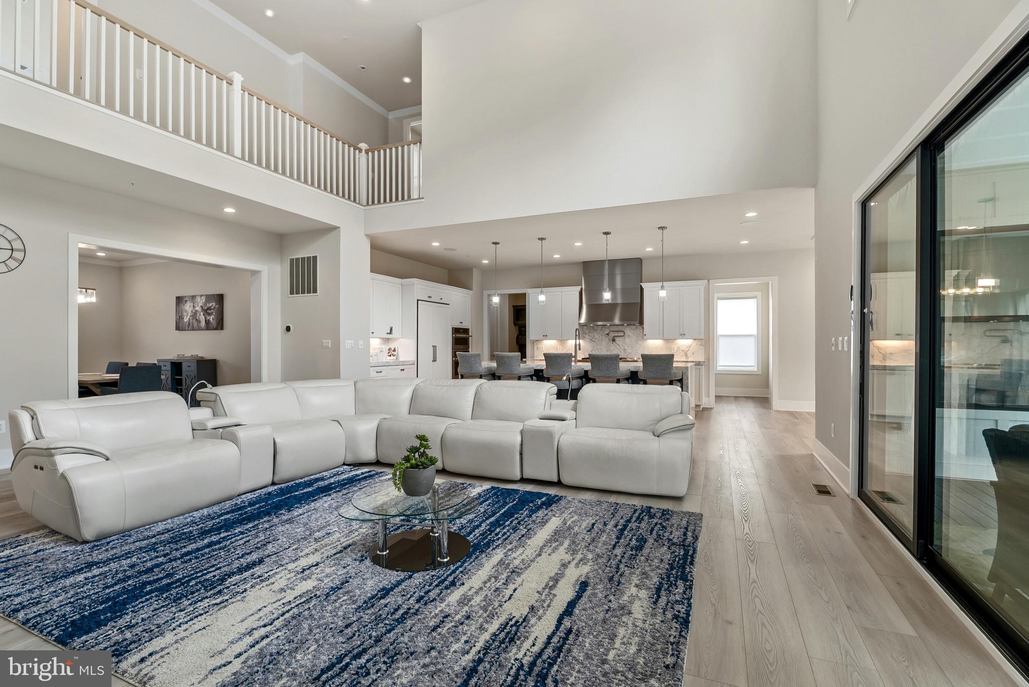 NORTH POTOMAC - Residential