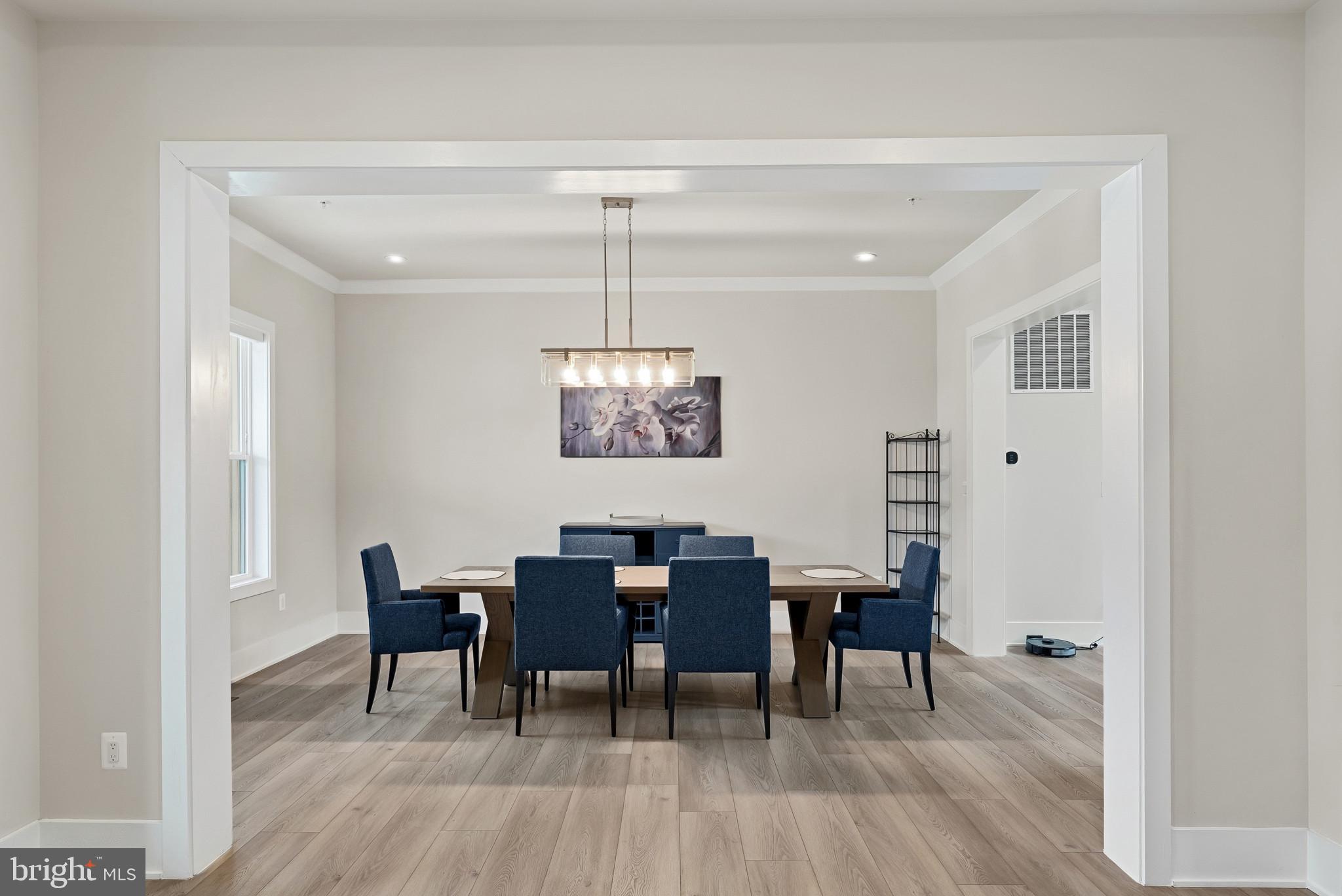 NORTH POTOMAC - Residential