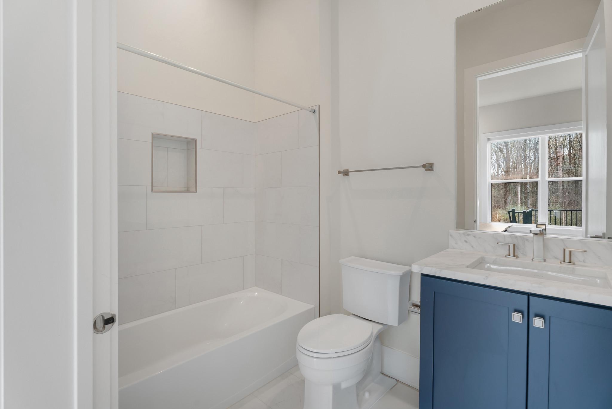 NORTH POTOMAC - Residential