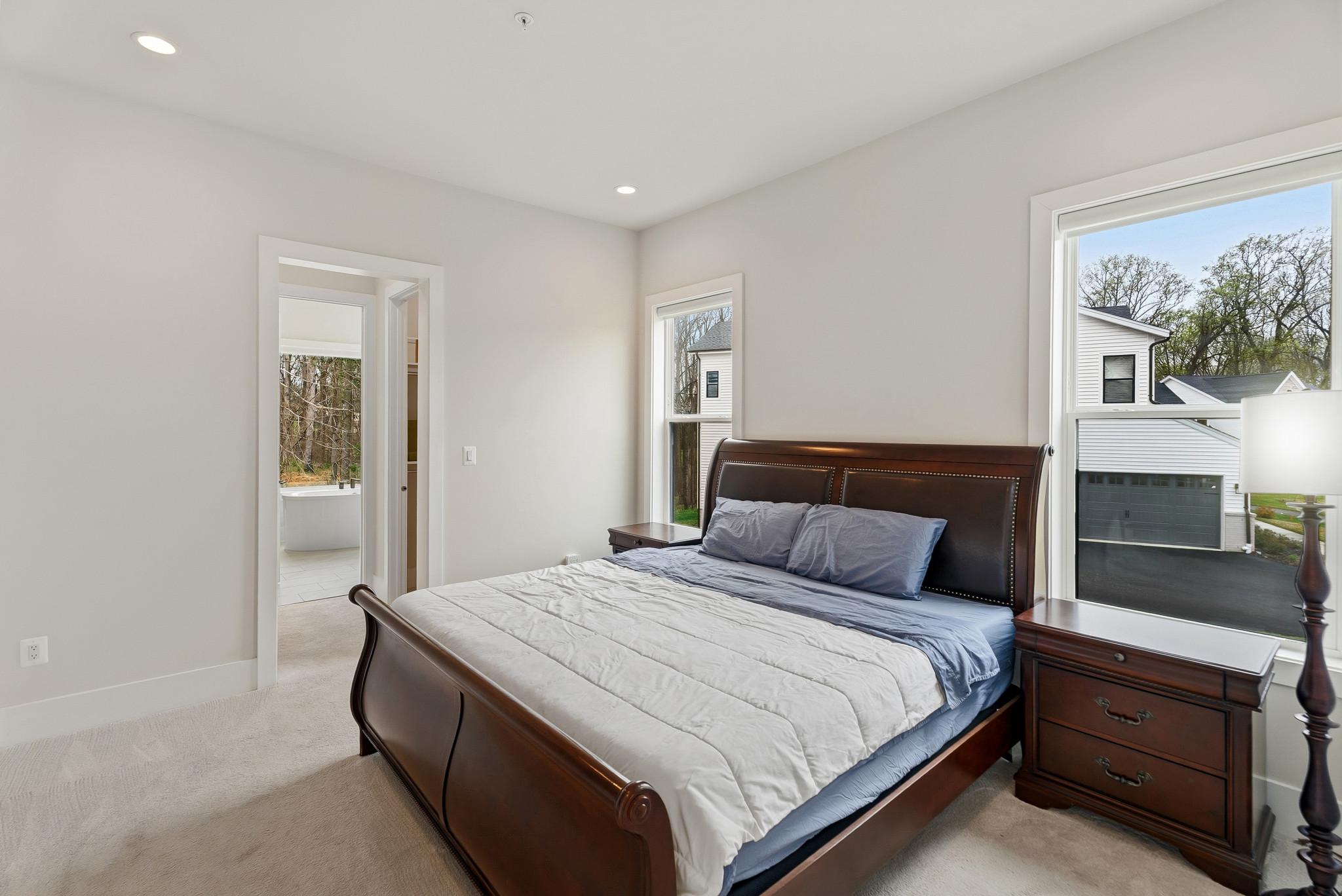 NORTH POTOMAC - Residential