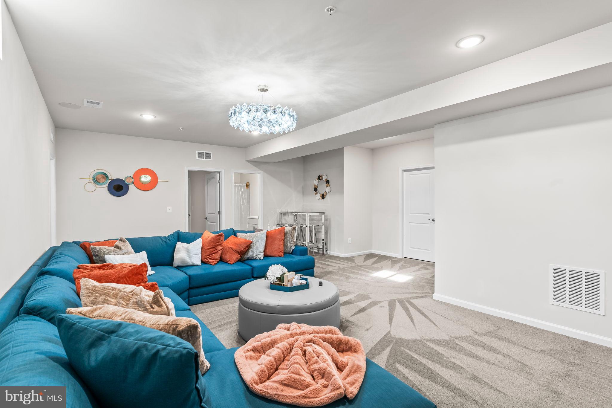 SCOTLAND HEIGHTS - Residential Lease