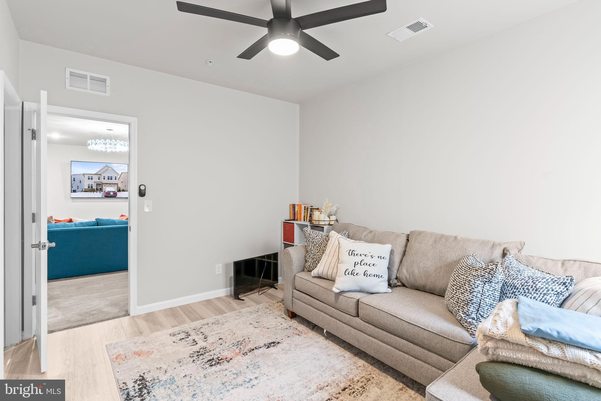 SCOTLAND HEIGHTS - Residential Lease