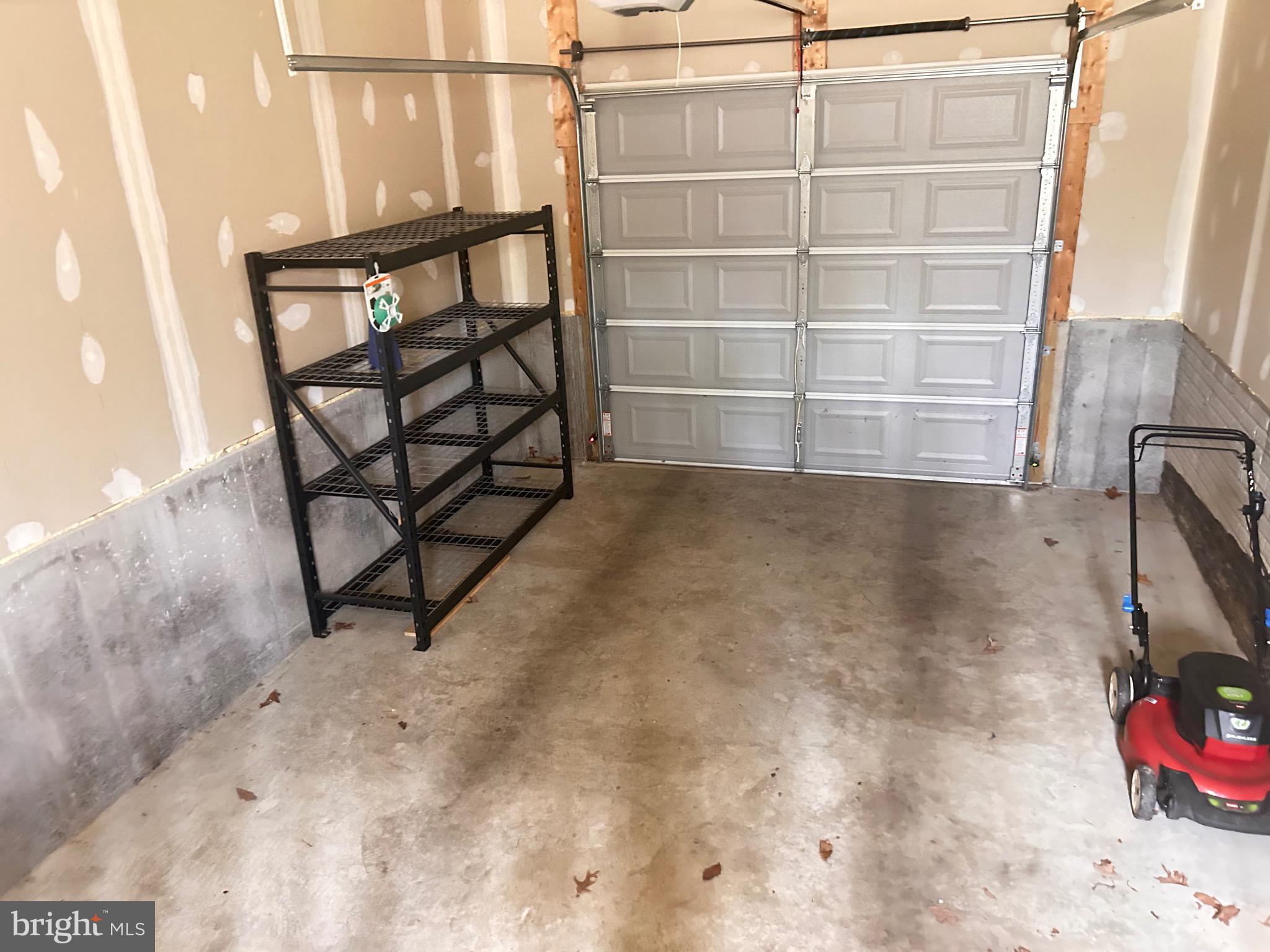 LAKE HOLIDAY ESTATES - Residential Lease