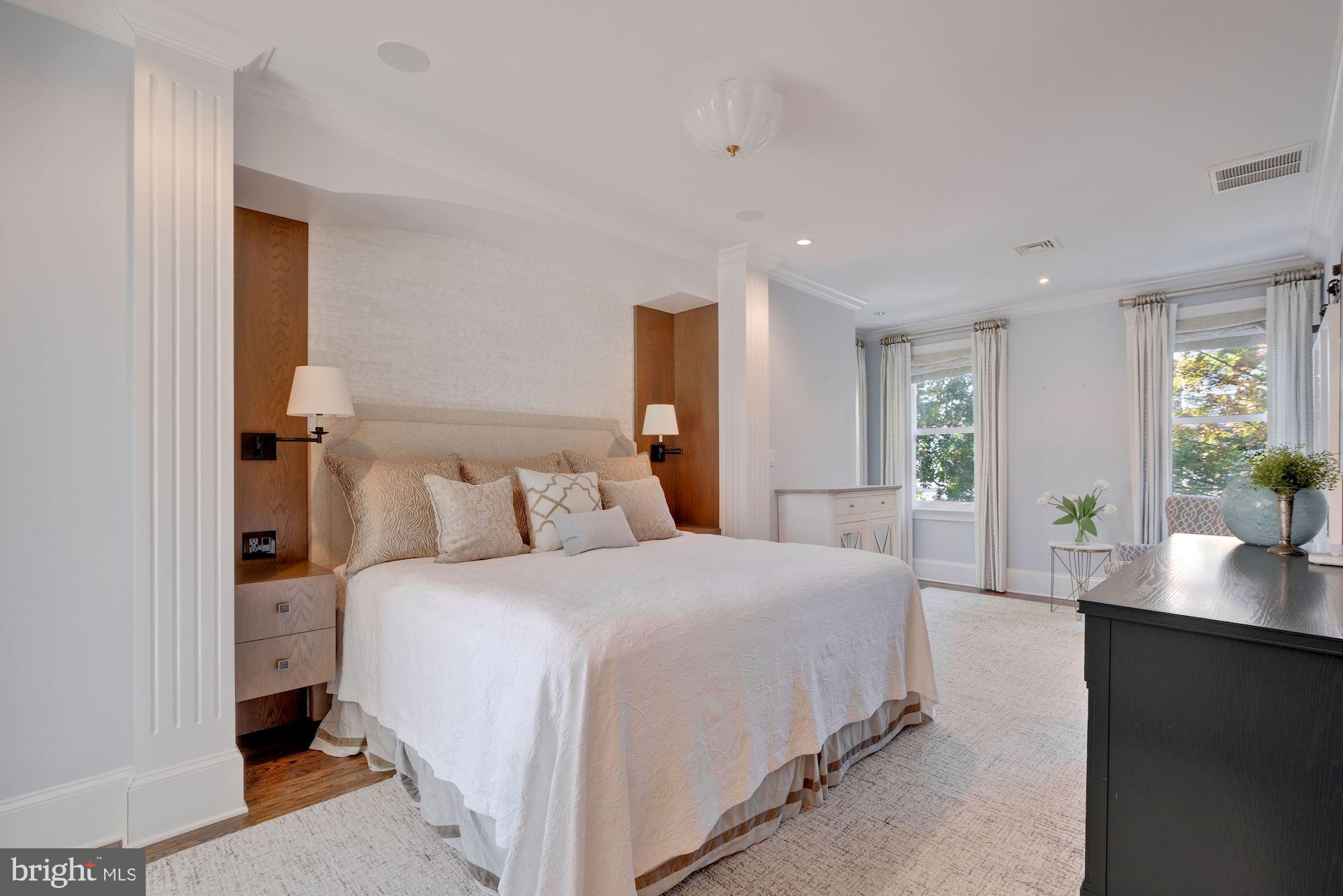 GEORGETOWN - Residential