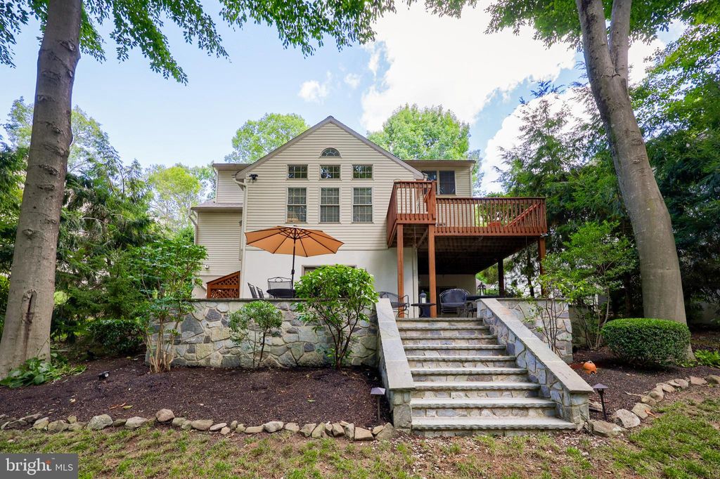 Photo of 9 Sassafras Circle, Lititz, PA 17543 (MLS # PALA2055462)