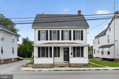 Homes For Sale - 615 Frederick Street<br/> HANOVER, PA 17331