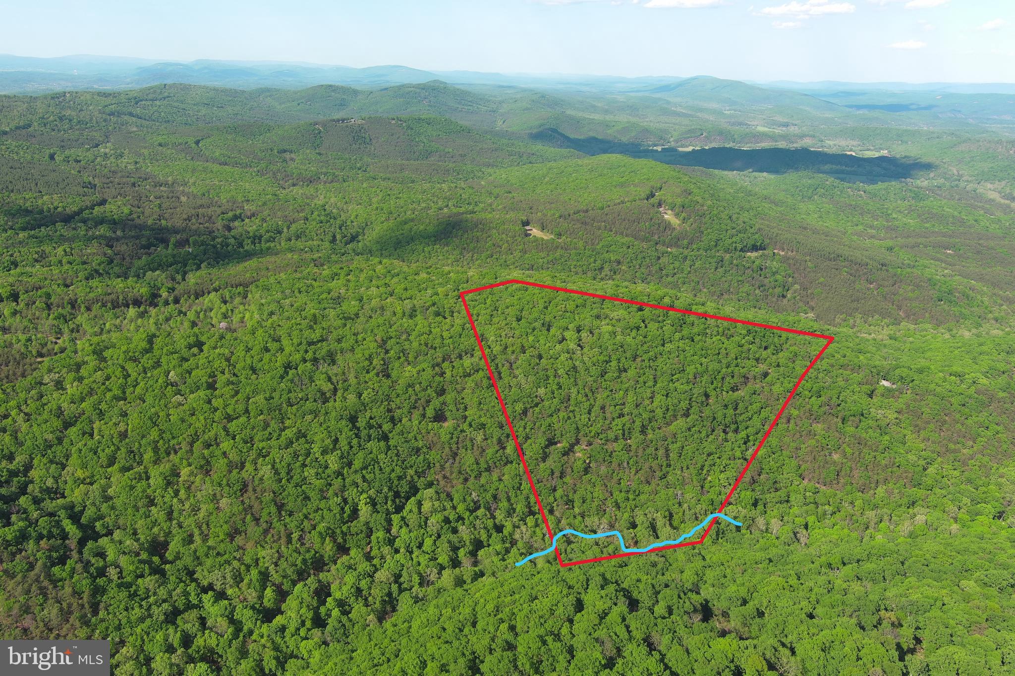 BLUFFS ON THE POTOMAC - Land