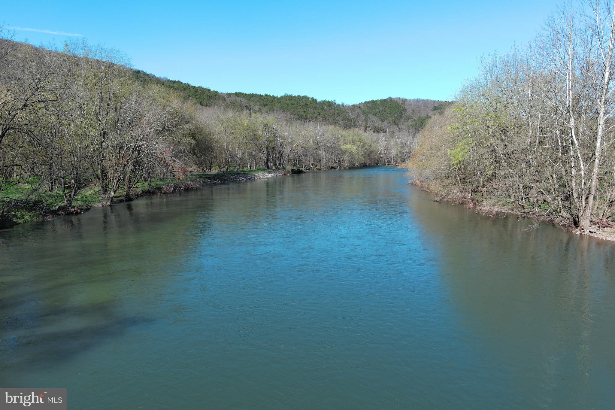 BLUFFS ON THE POTOMAC - Land