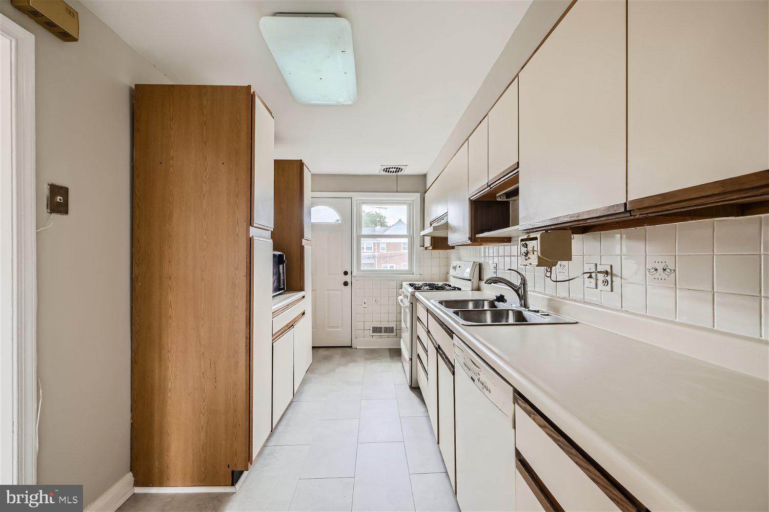 EDMONSON HEIGHTS - Residential