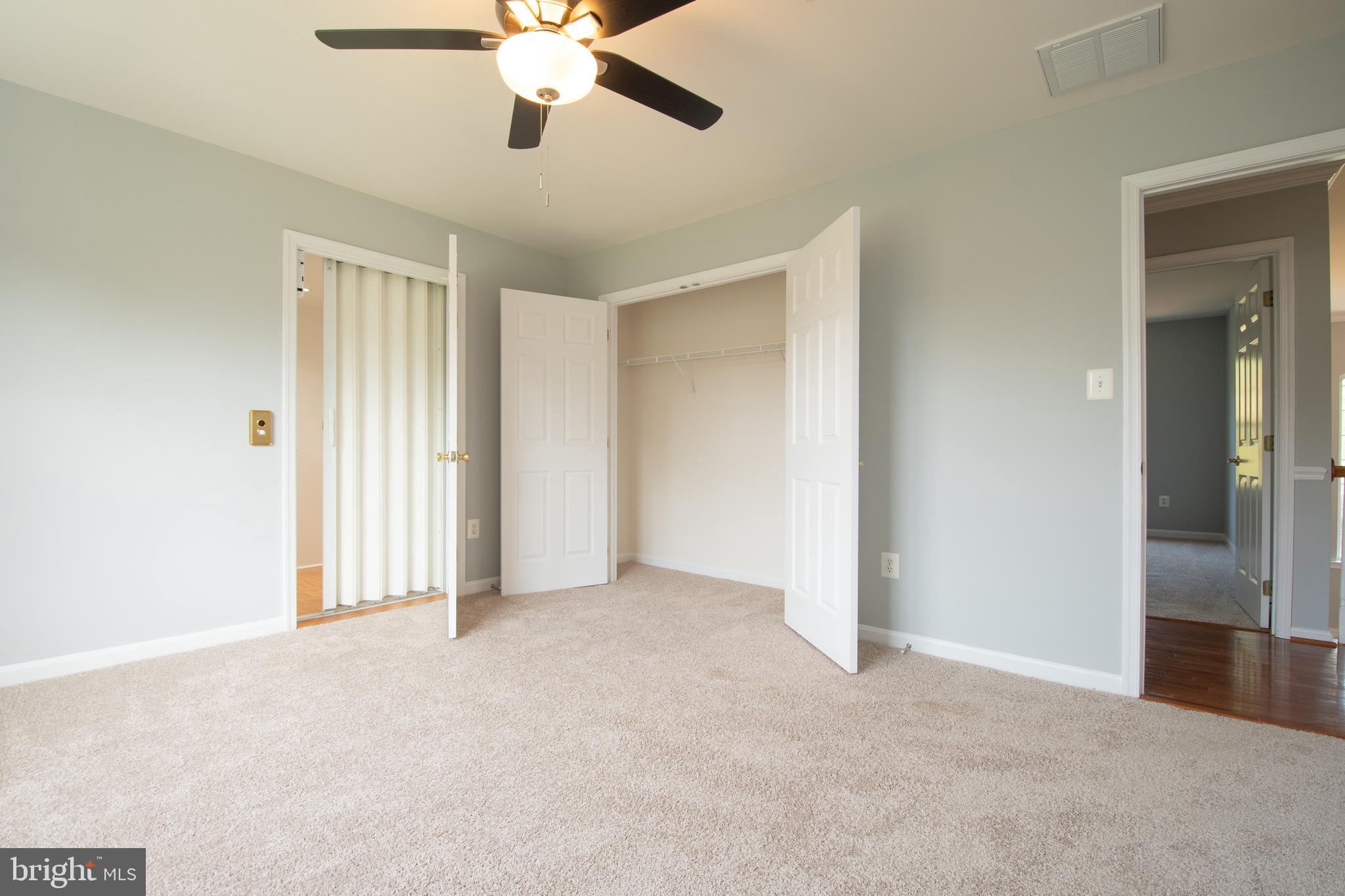 CROOM STATION - Residential