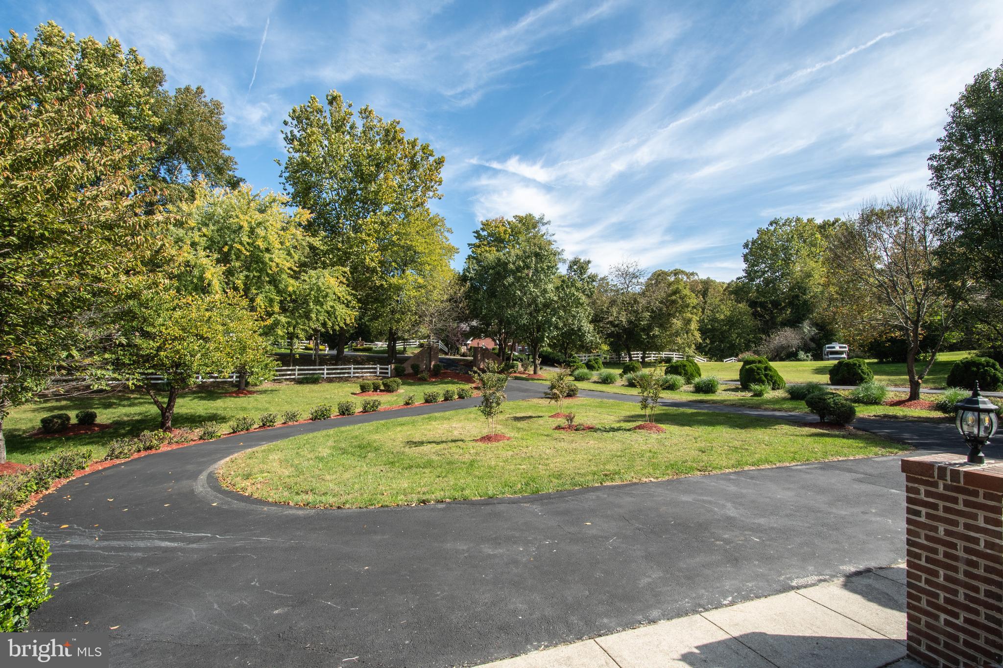 CROOM STATION - Residential