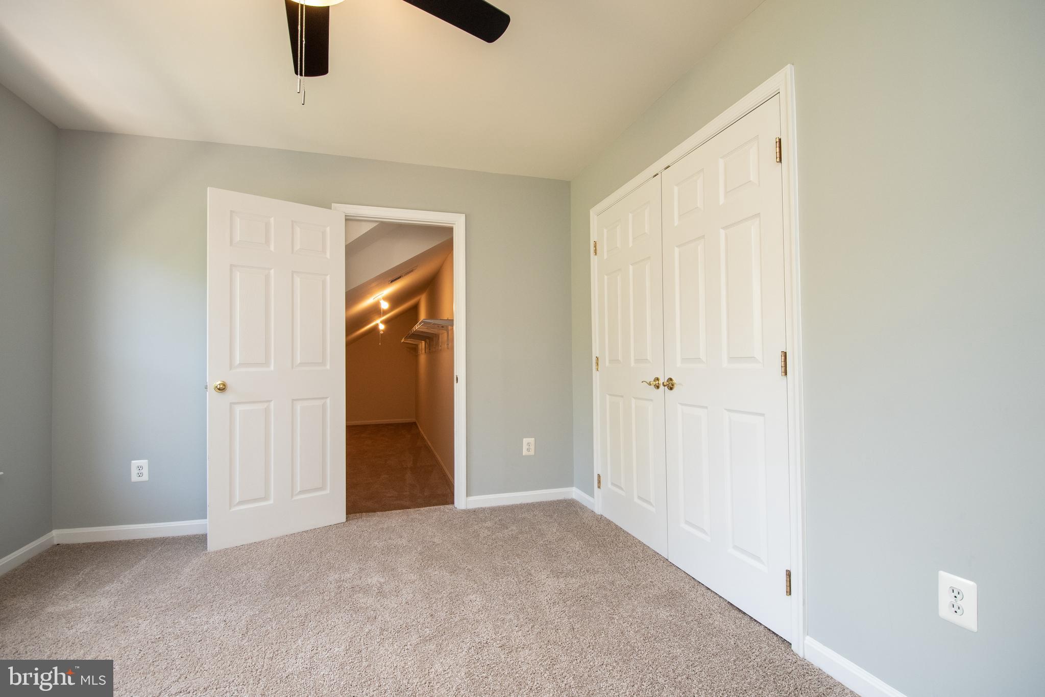 CROOM STATION - Residential