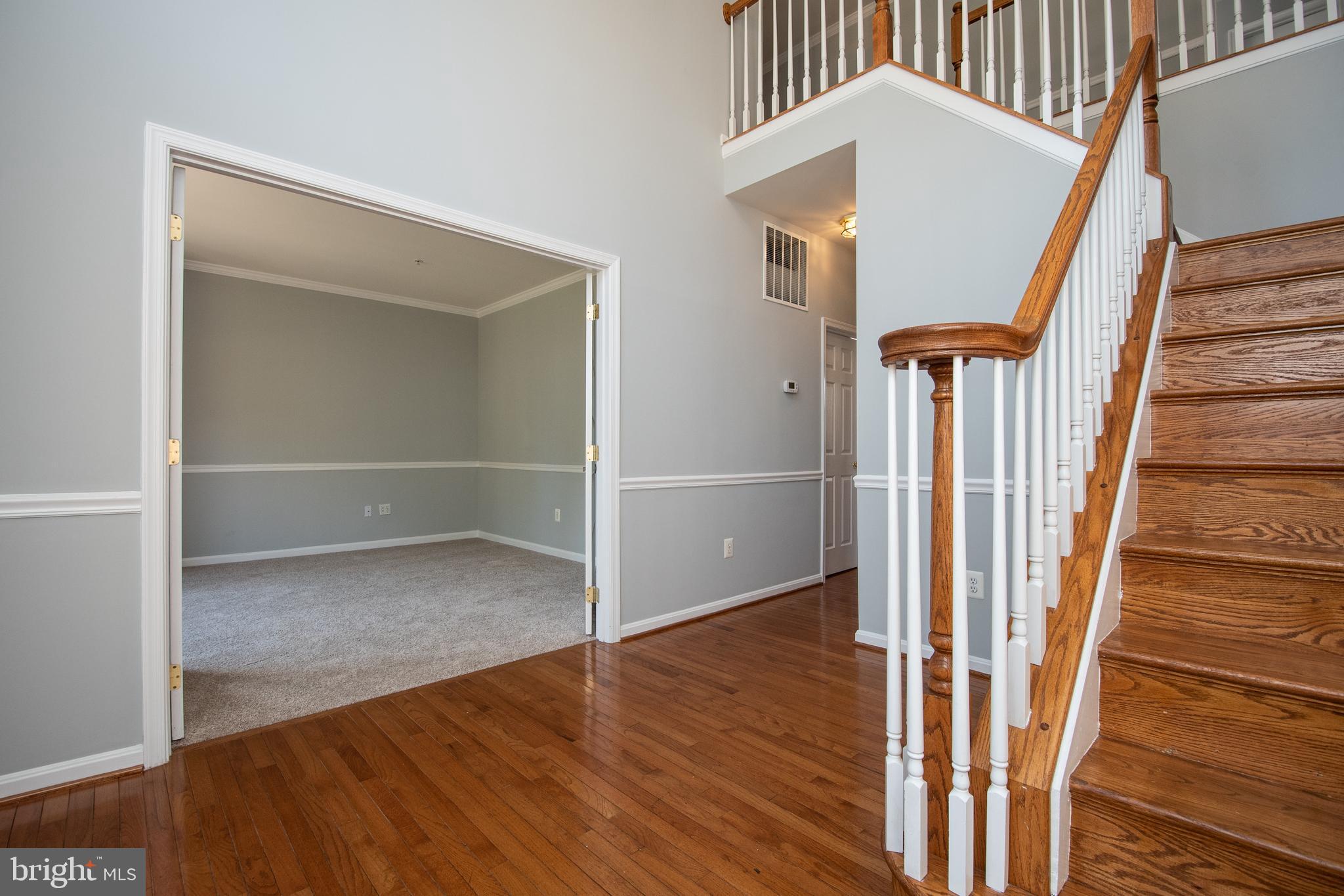 CROOM STATION - Residential