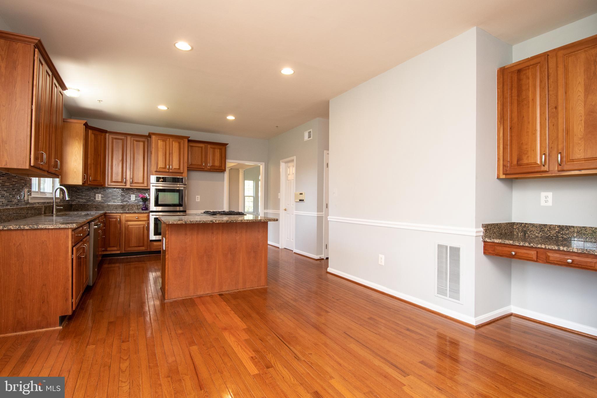 CROOM STATION - Residential