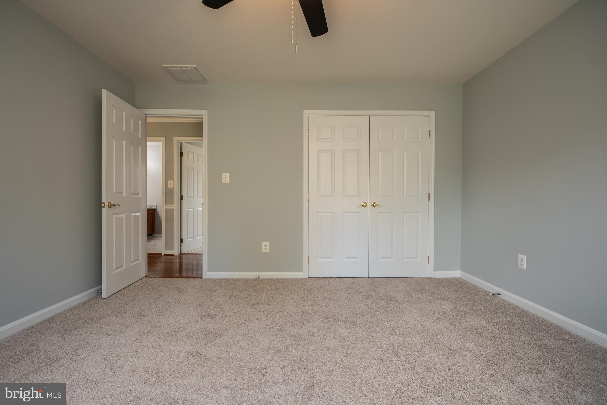 CROOM STATION - Residential