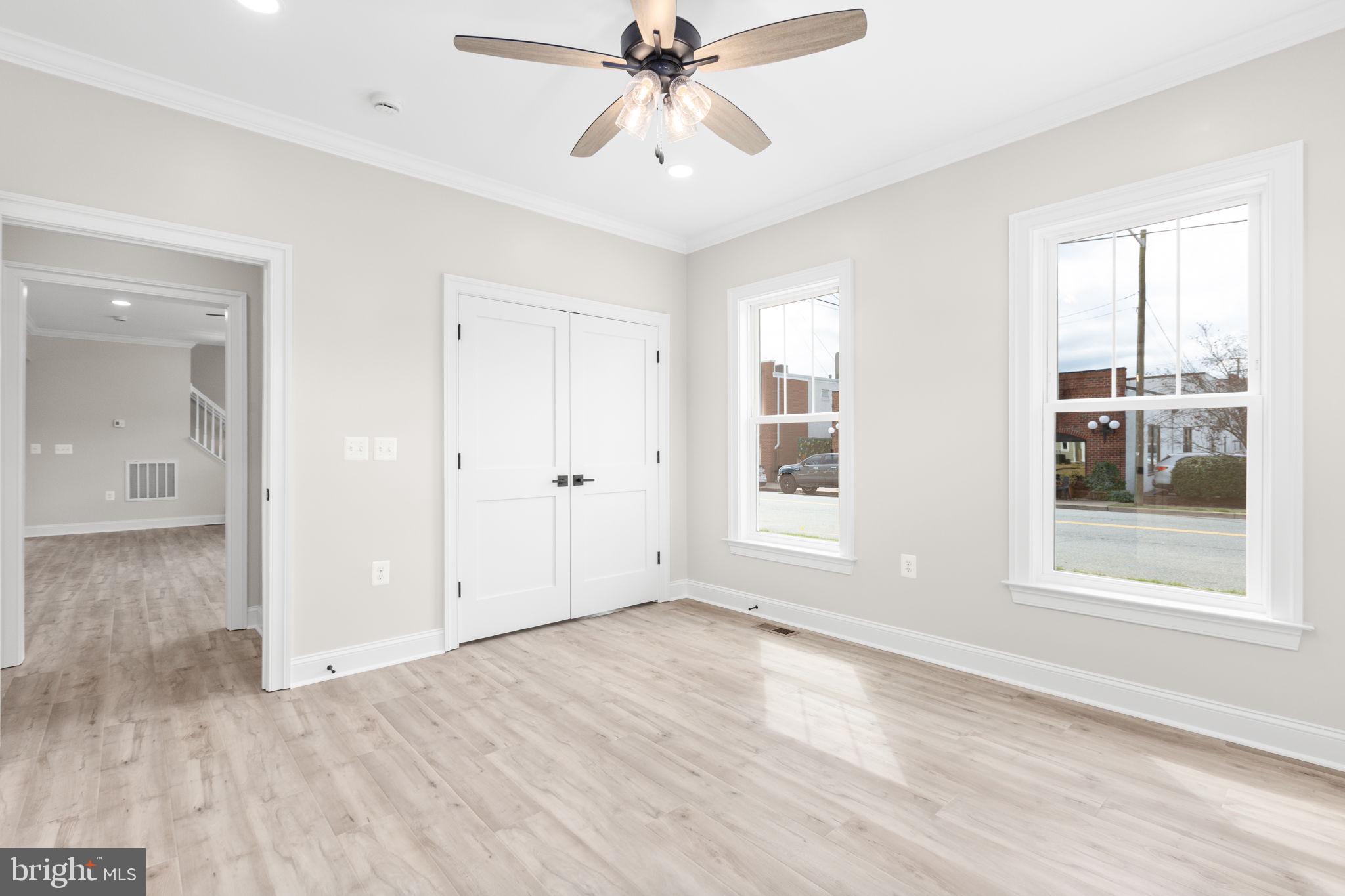 FREDERICKSBURG CITY - Residential