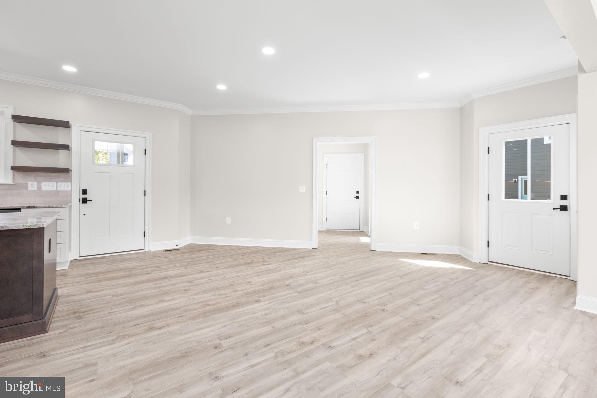 FREDERICKSBURG CITY - Residential