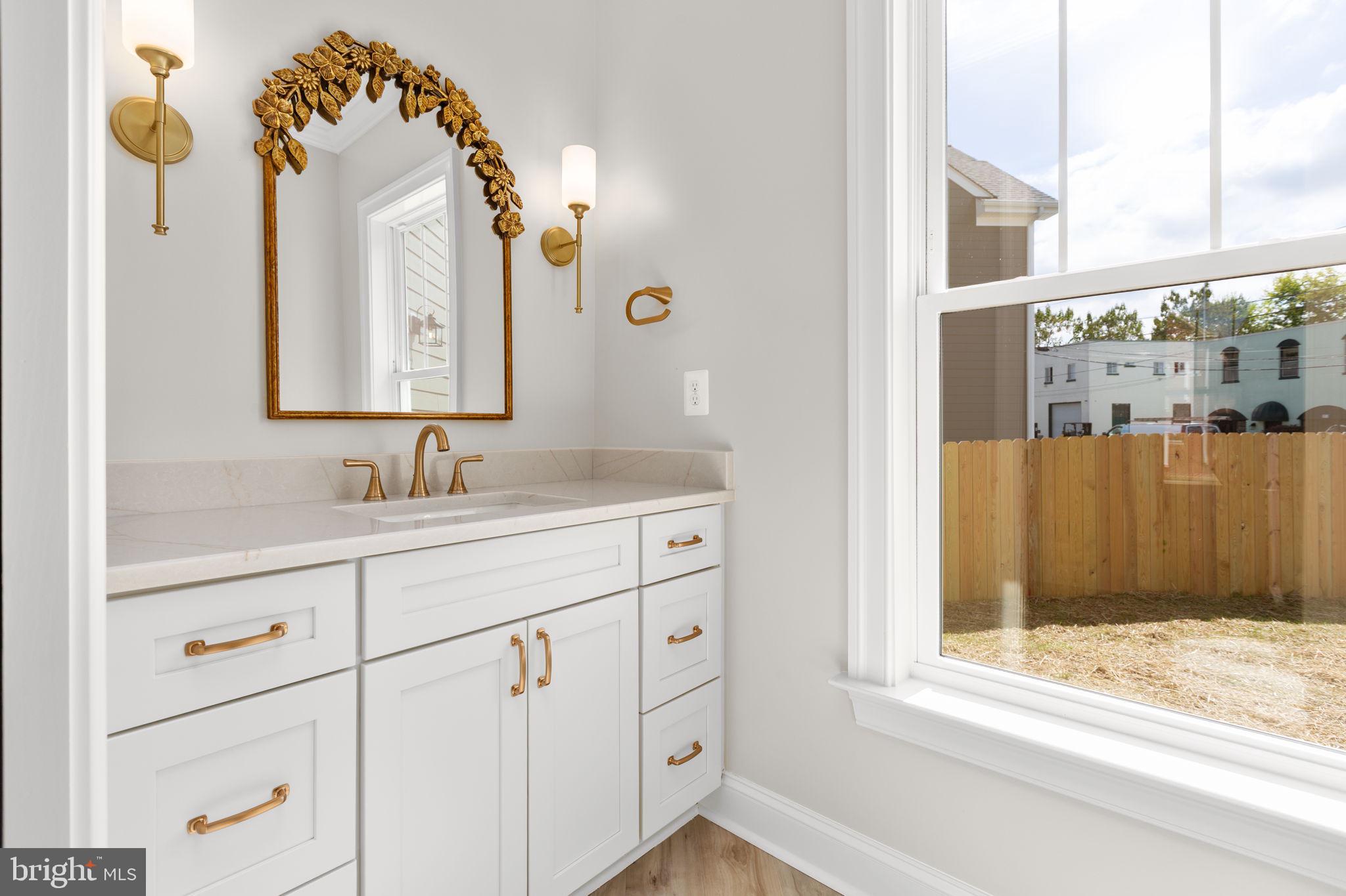 FREDERICKSBURG CITY - Residential