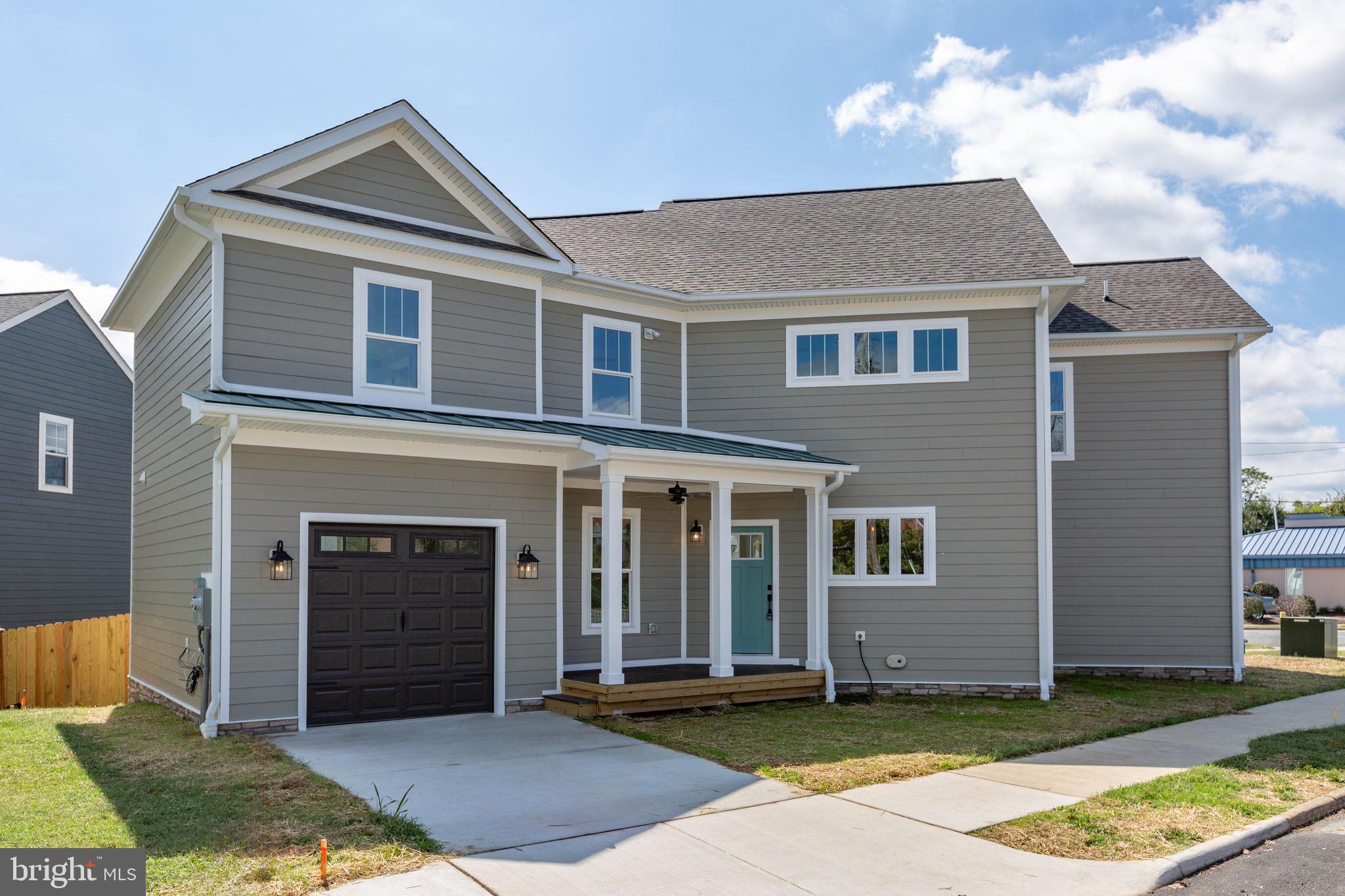 FREDERICKSBURG CITY - Residential