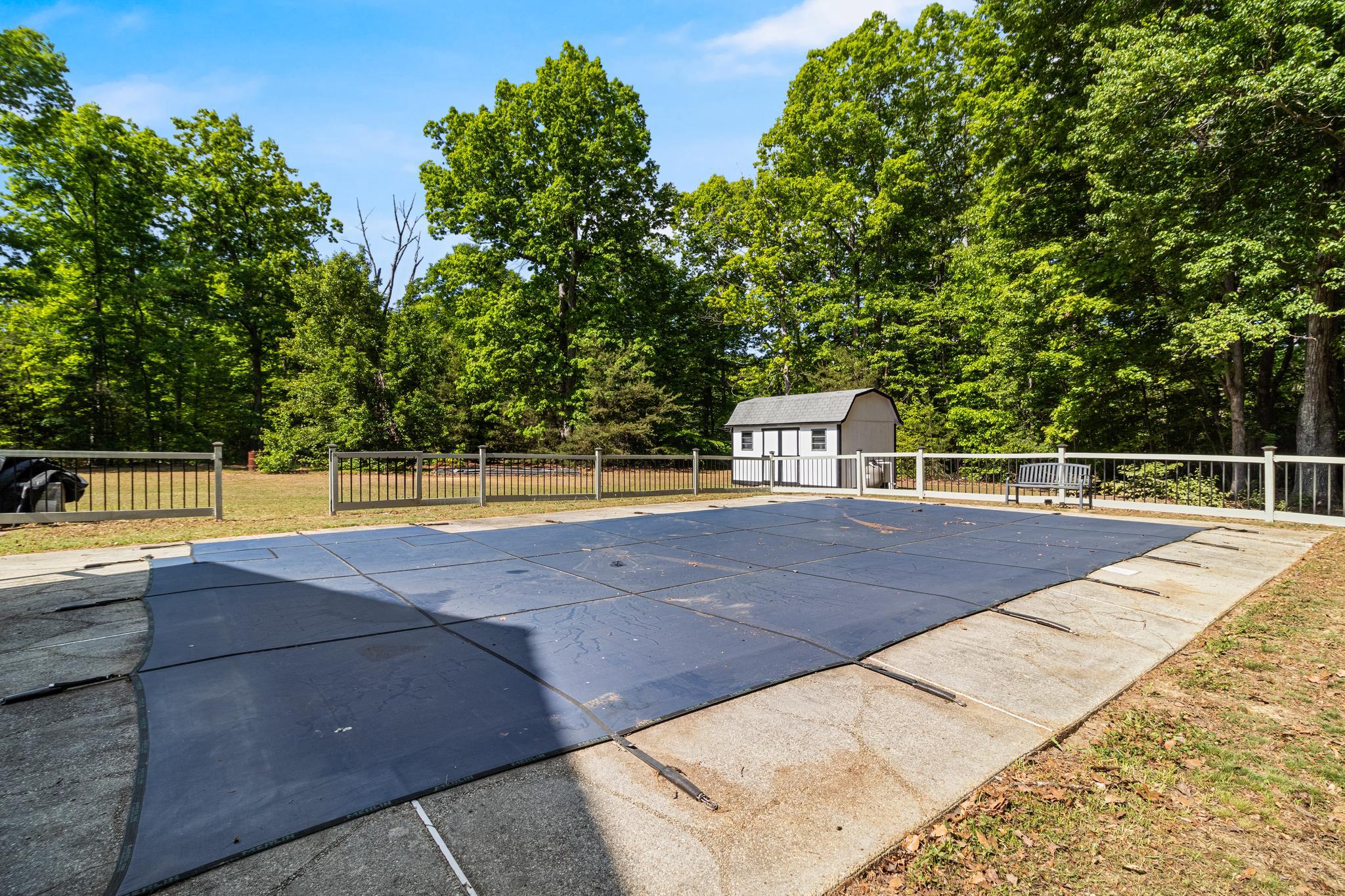 CHAPEL POINT WOODS - Residential