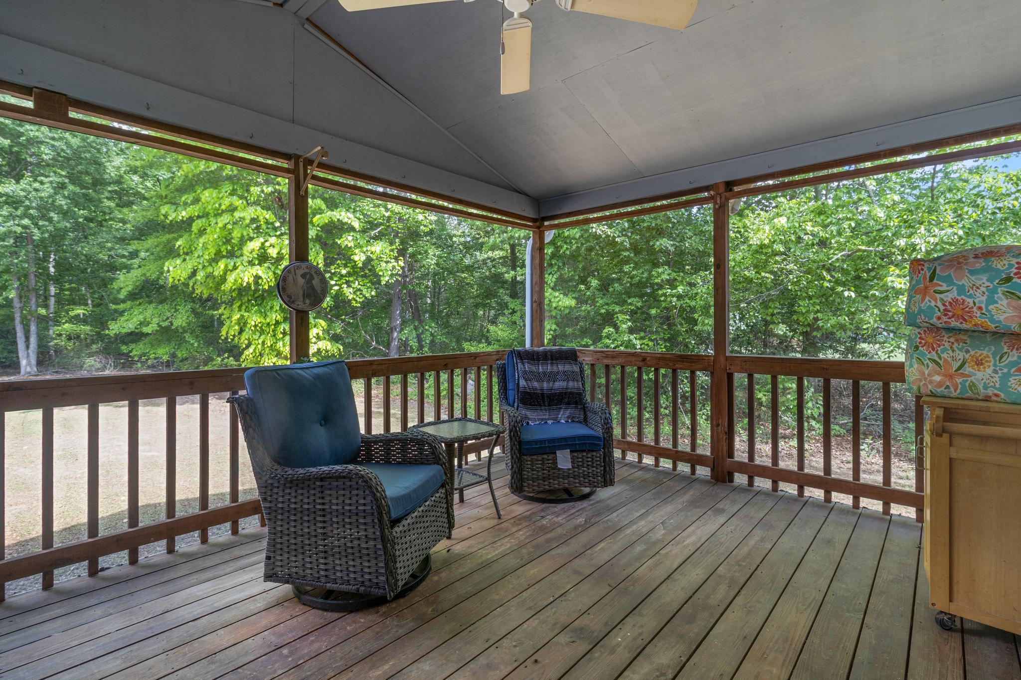 CHAPEL POINT WOODS - Residential