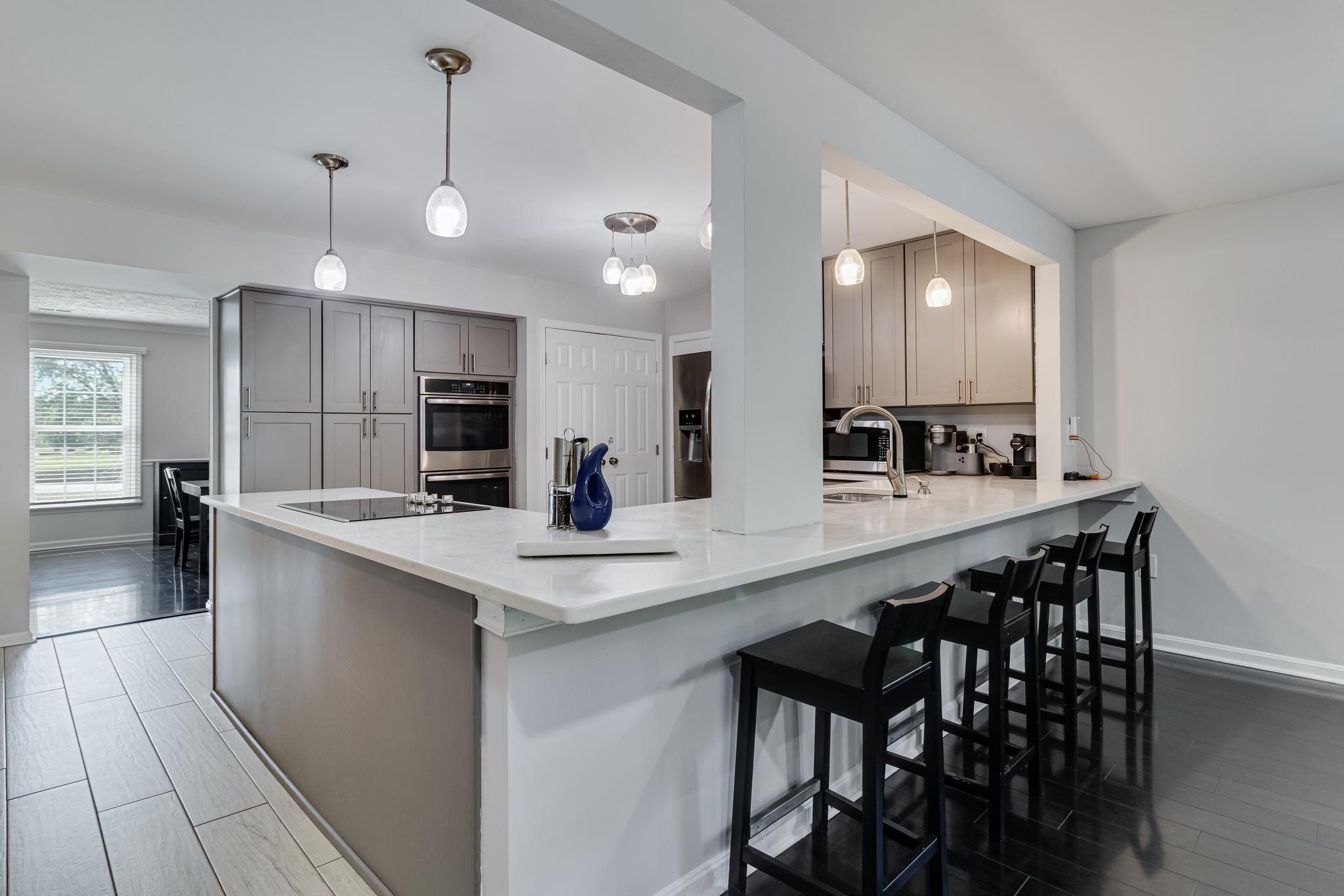 CHAPEL POINT WOODS - Residential