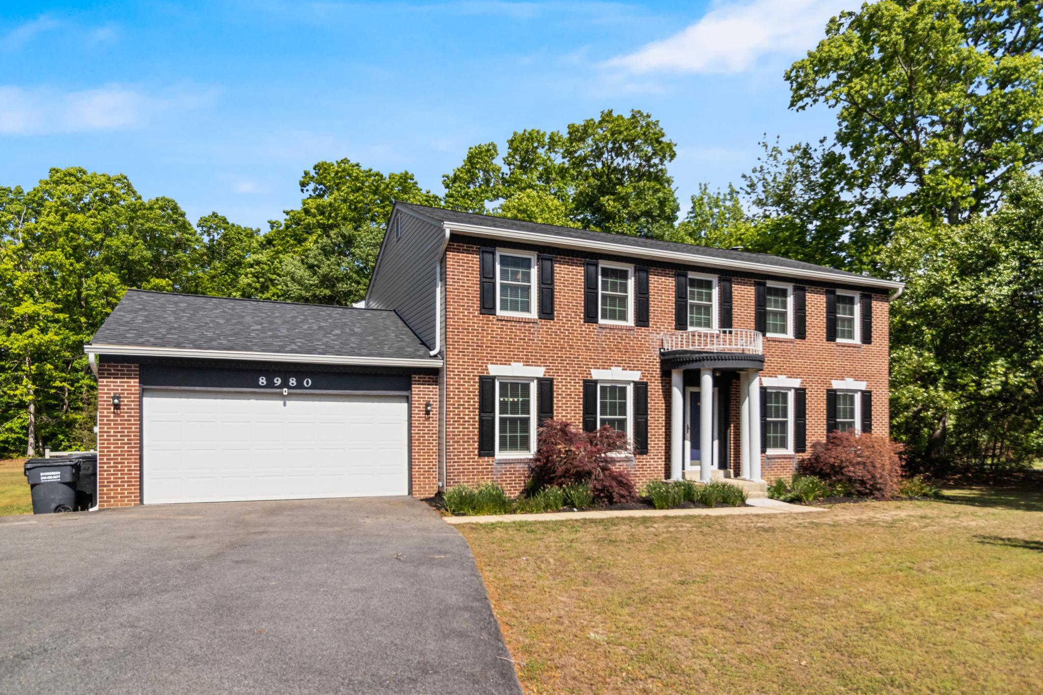 CHAPEL POINT WOODS - Residential