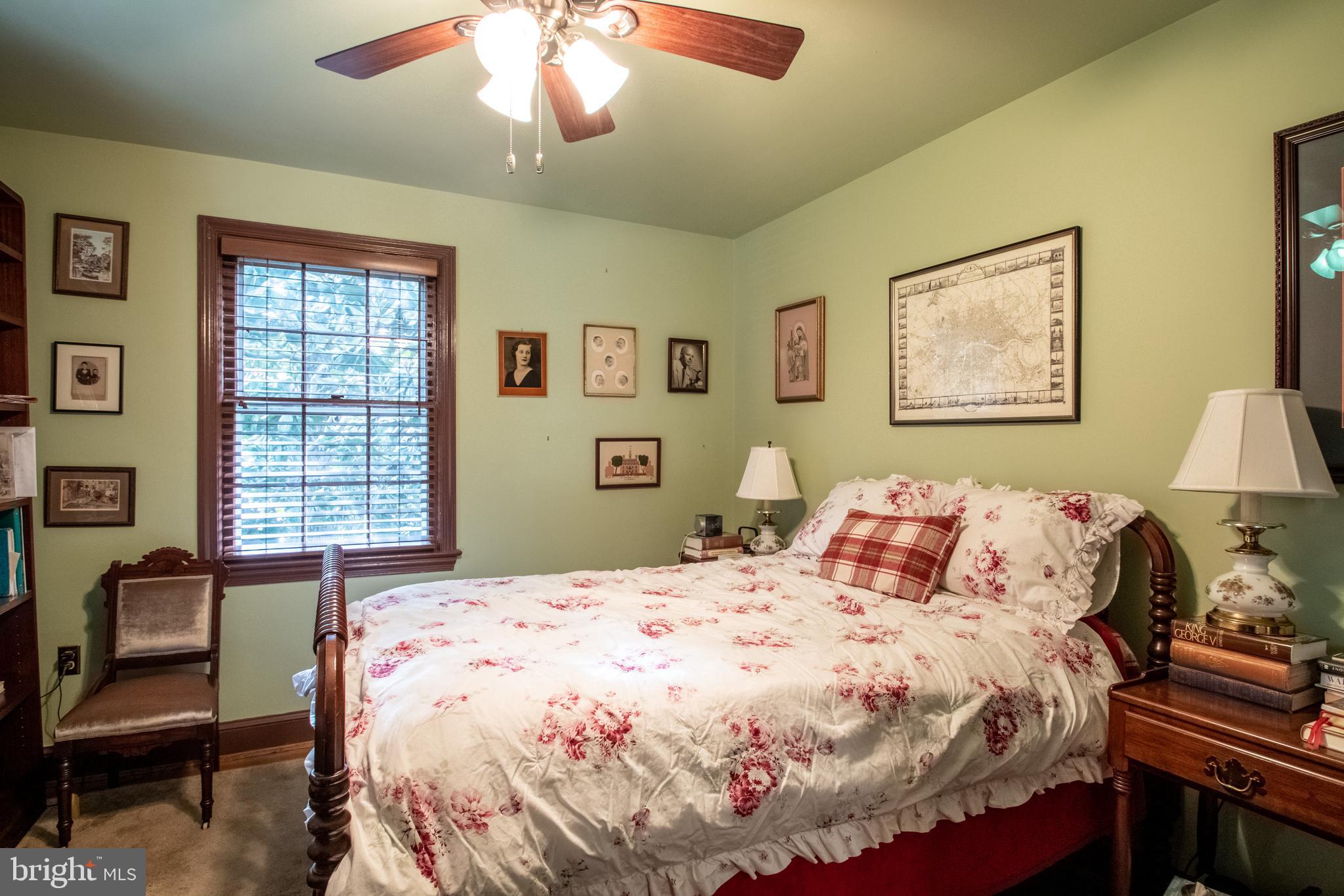 COLONIAL PARK - Residential