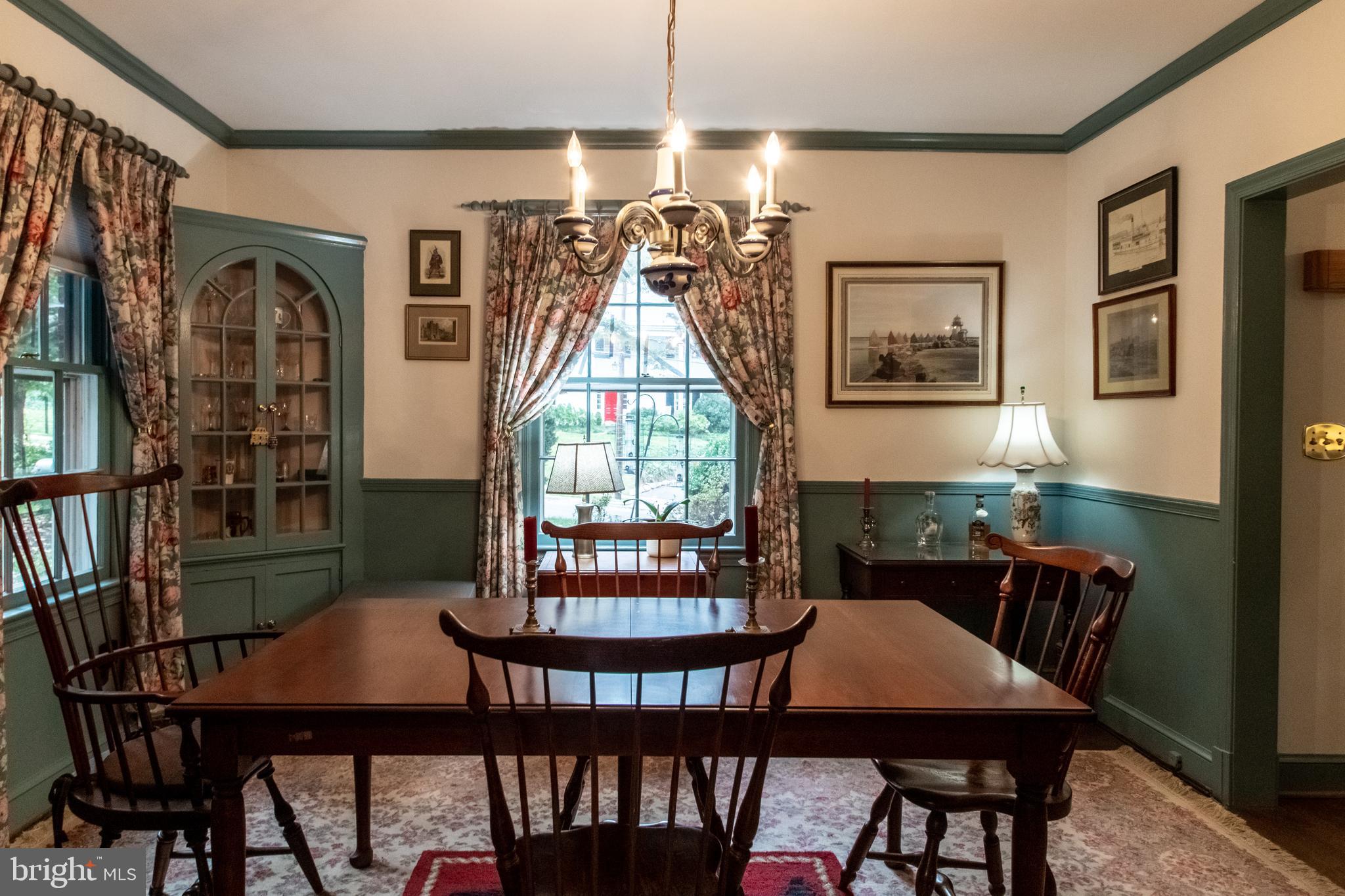 COLONIAL PARK - Residential