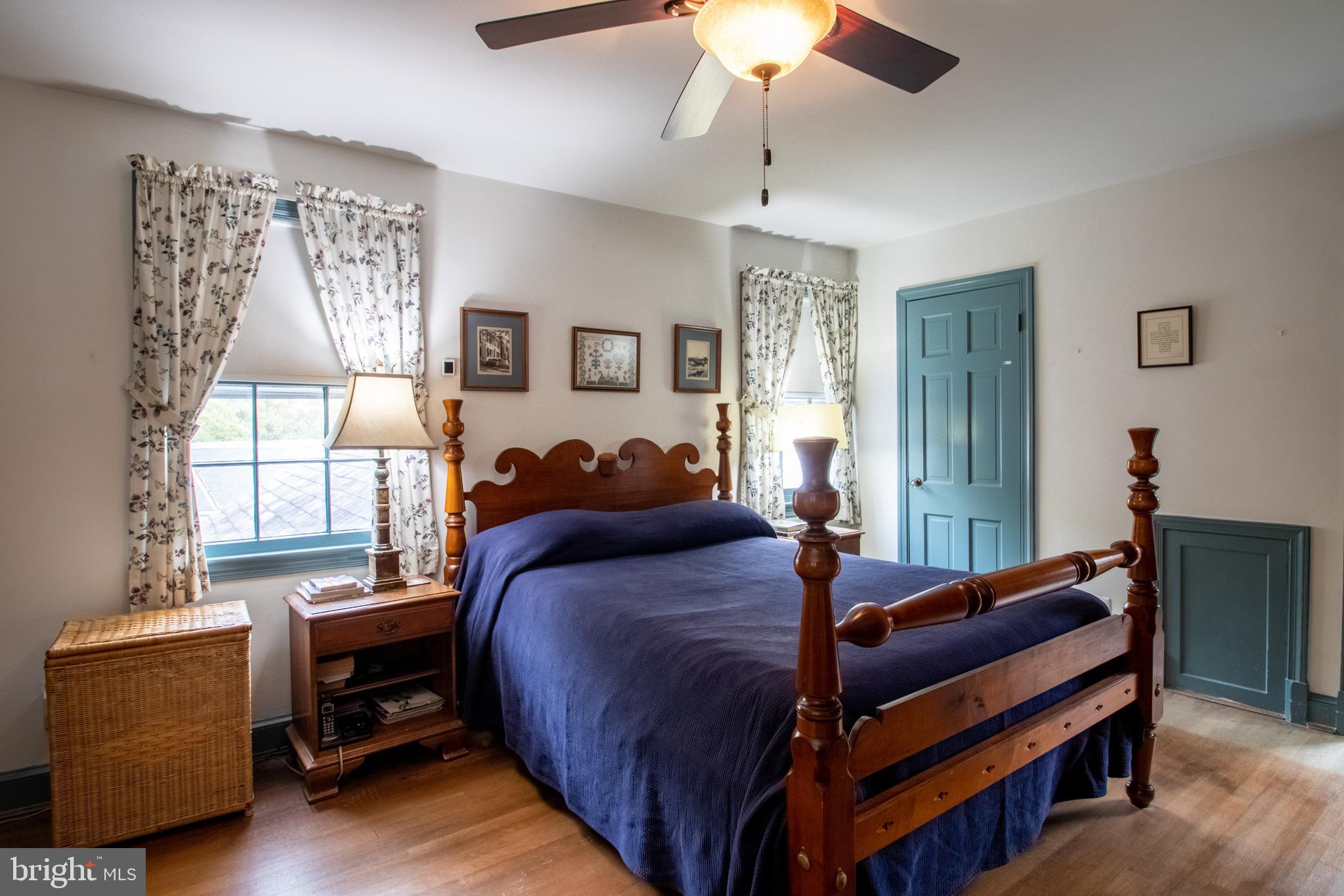 COLONIAL PARK - Residential