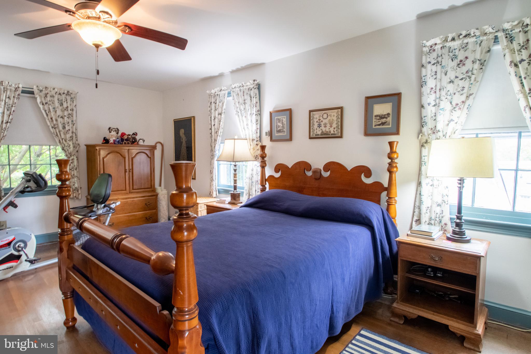 COLONIAL PARK - Residential