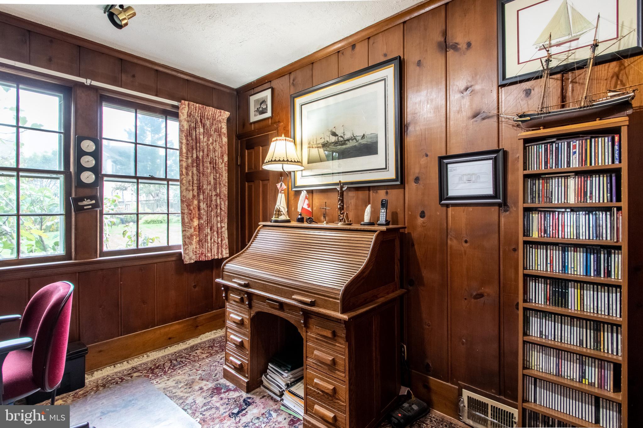 COLONIAL PARK - Residential