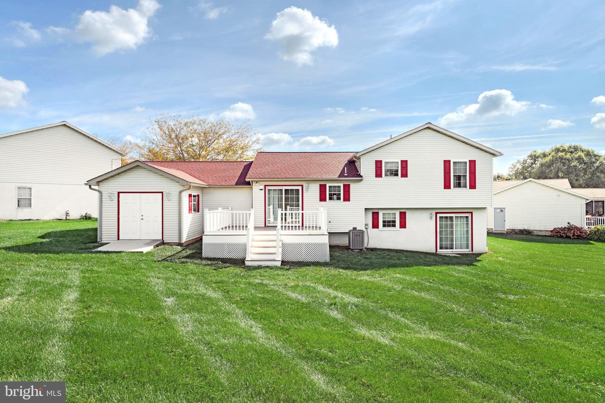 STEWARTSTOWN STATION - Residential