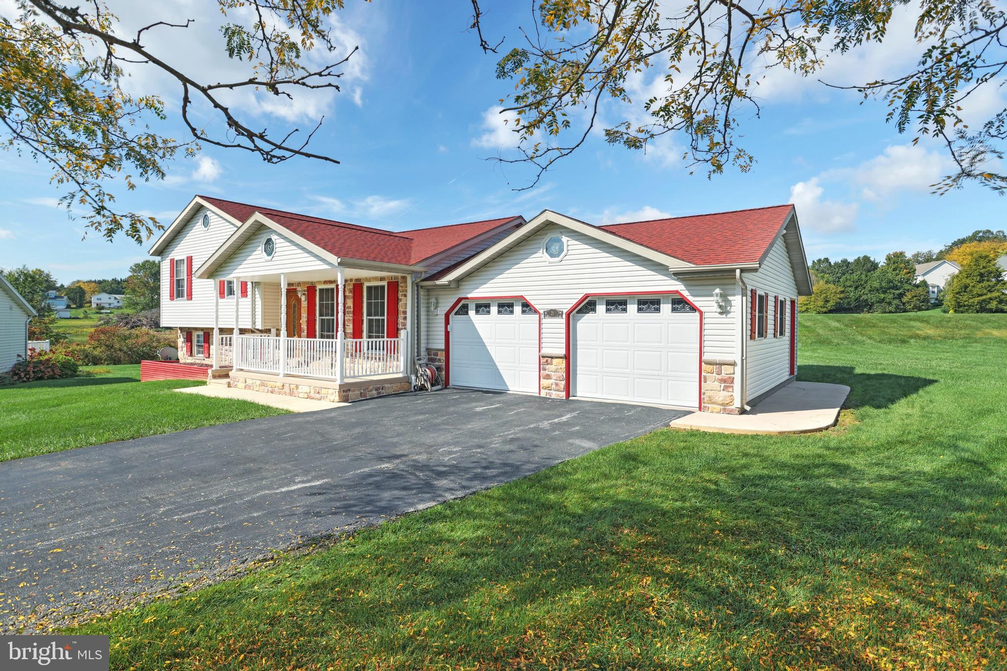 STEWARTSTOWN STATION - Residential