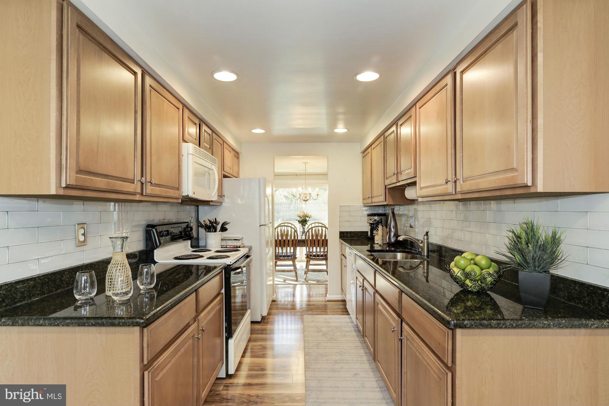 CLEMENS CROSSING - Residential