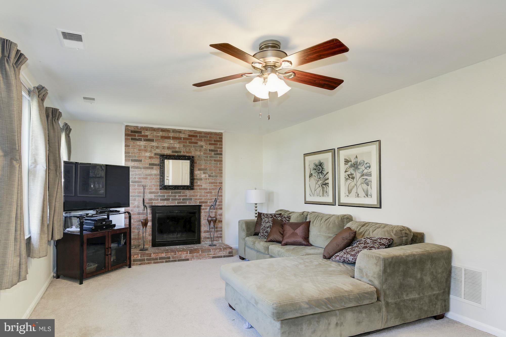 CLEMENS CROSSING - Residential