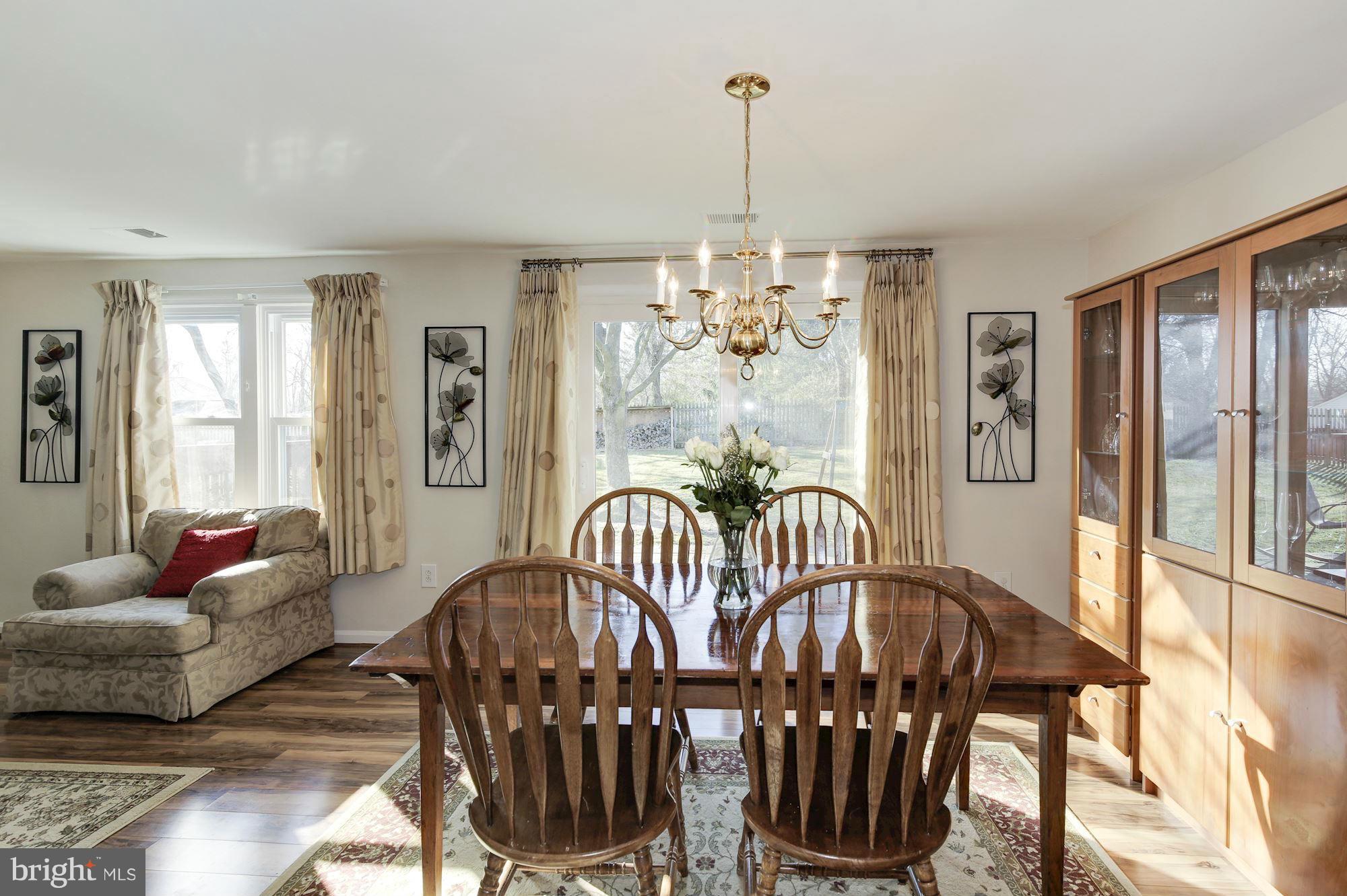 CLEMENS CROSSING - Residential