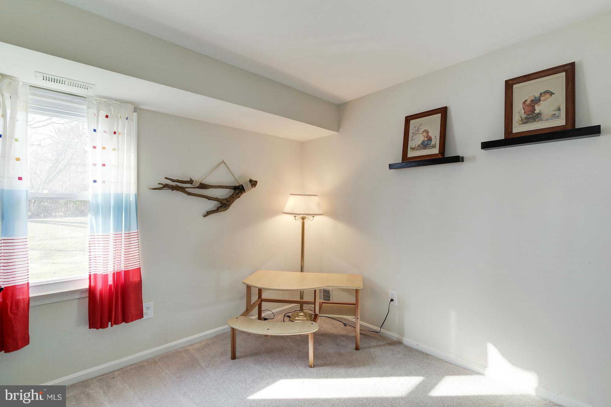 CLEMENS CROSSING - Residential