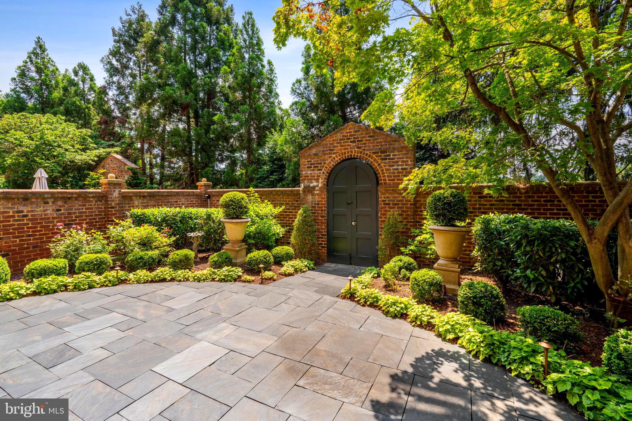 MERRYHILL - Residential