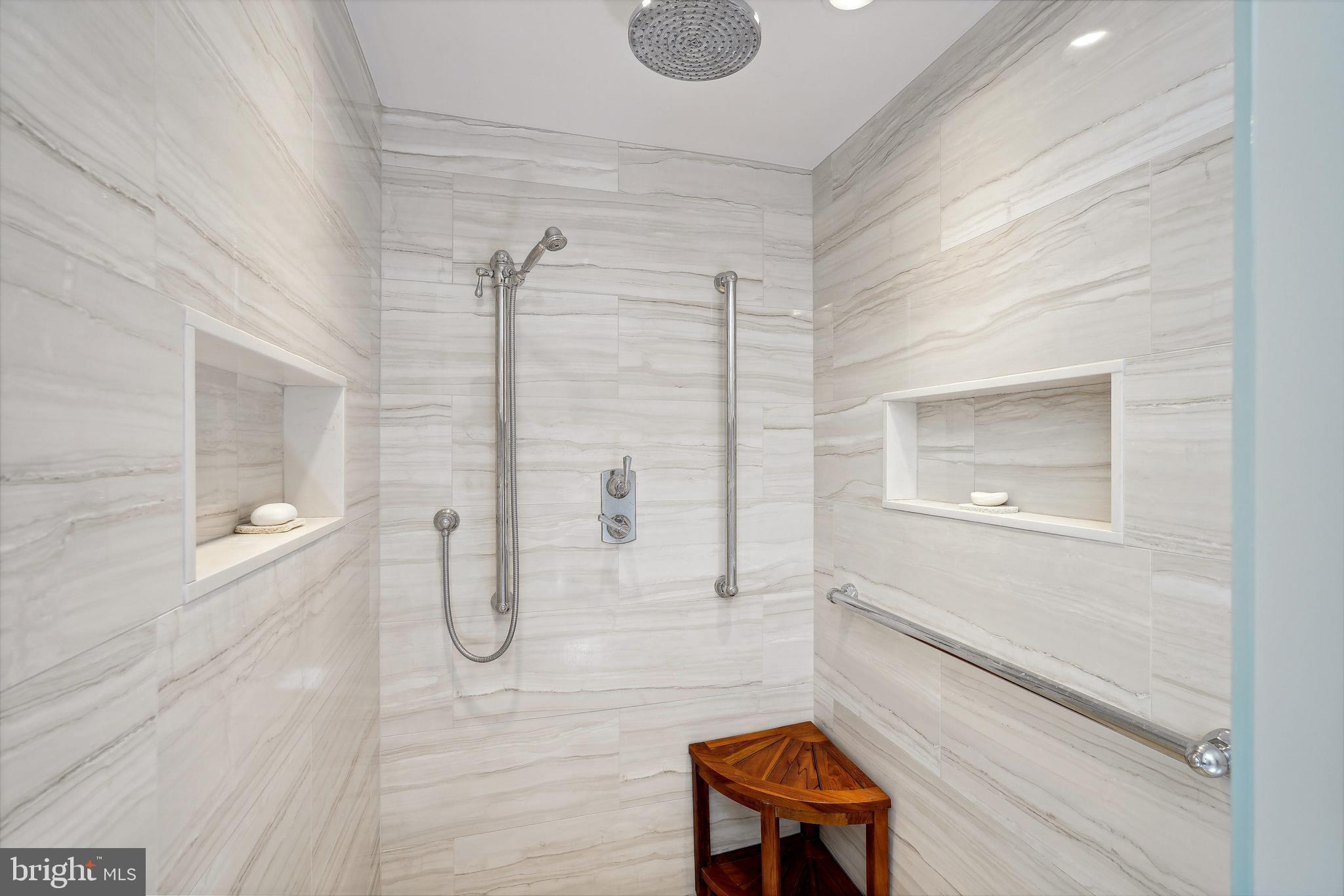 MERRYHILL - Residential