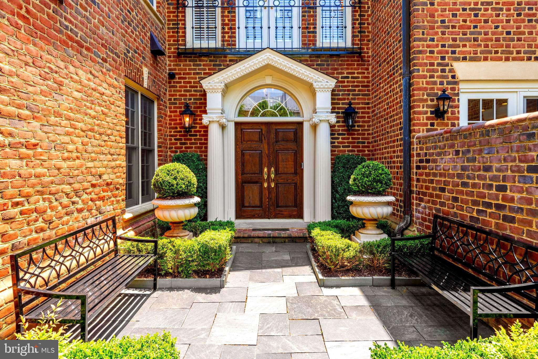 MERRYHILL - Residential