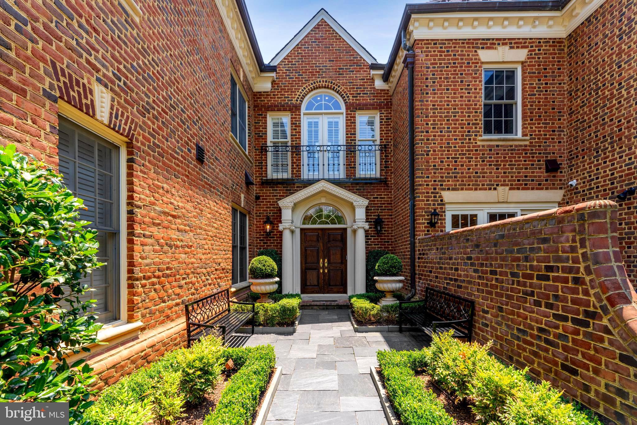 MERRYHILL - Residential