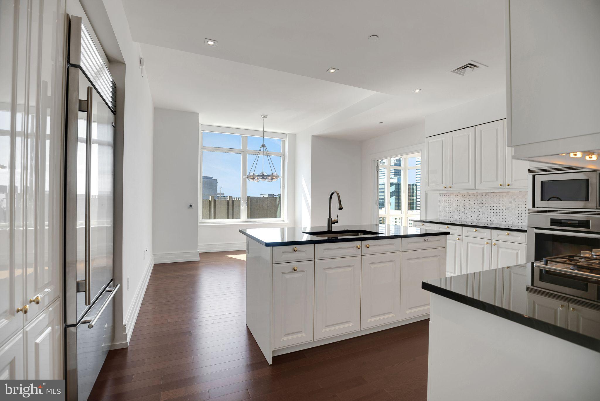 RITTENHOUSE SQUARE - Residential
