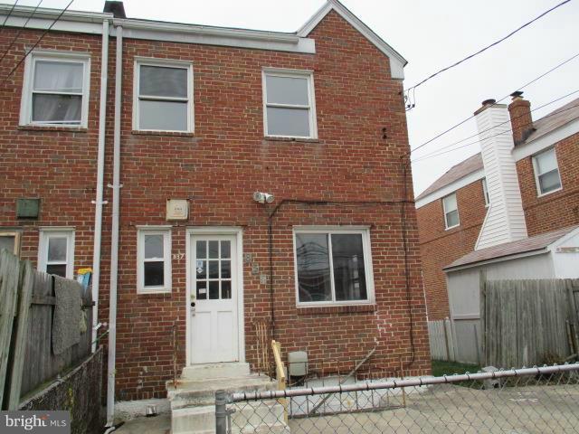 GRAY MANOR HOMES - Residential