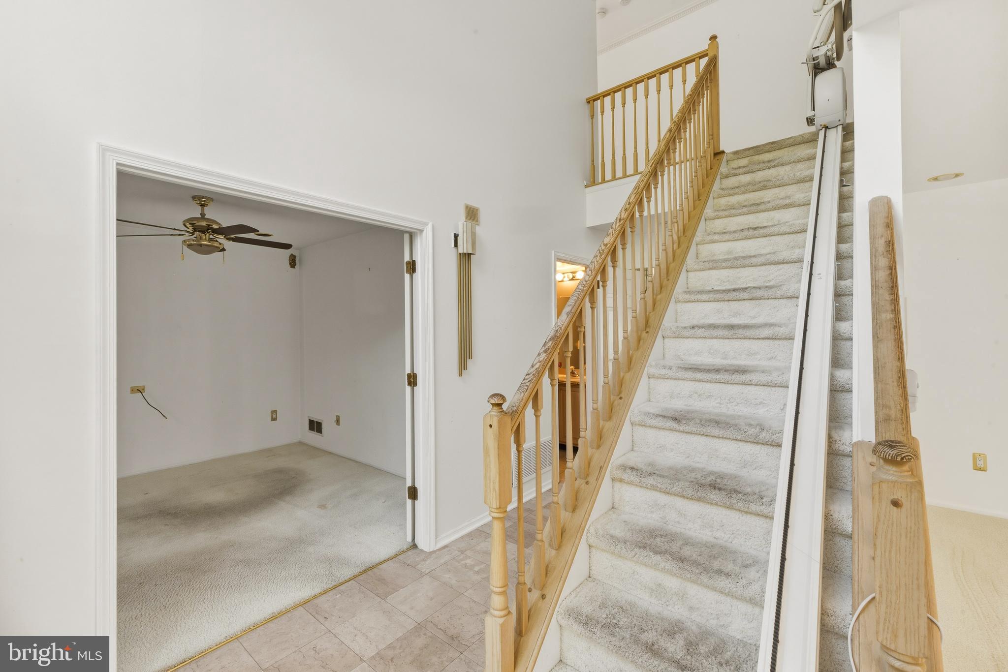 13 FOX HOLLOW LANE