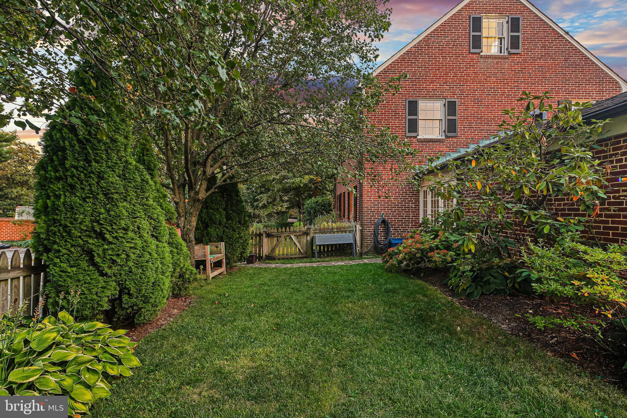 HOMELAND HISTORIC DISTRICT - Residential